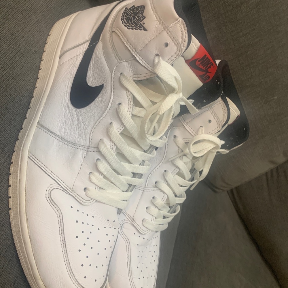 🚫SOLD🚫NIKE Air Jordan 1 Retro High Yin Yang 2016